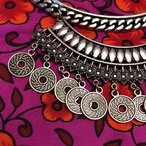 Silver Boho Hippie Tribal Kuchi Necklace - Picture 2 of 3